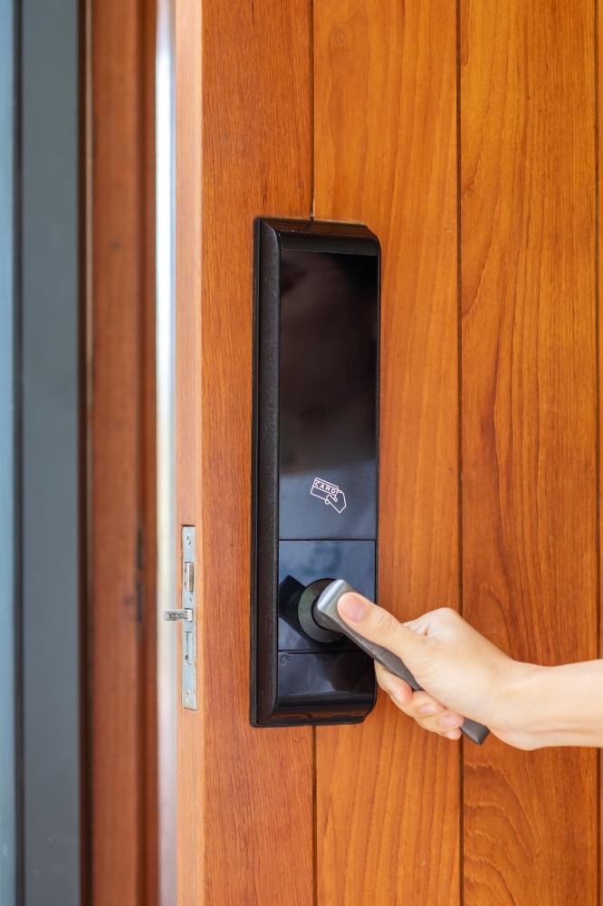 Features to Look for in the Best Airbnb Smart Locks
