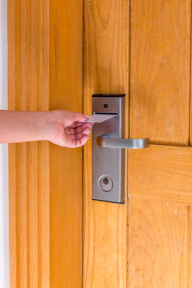 Features to Consider When Choosing Electronic Door Locks