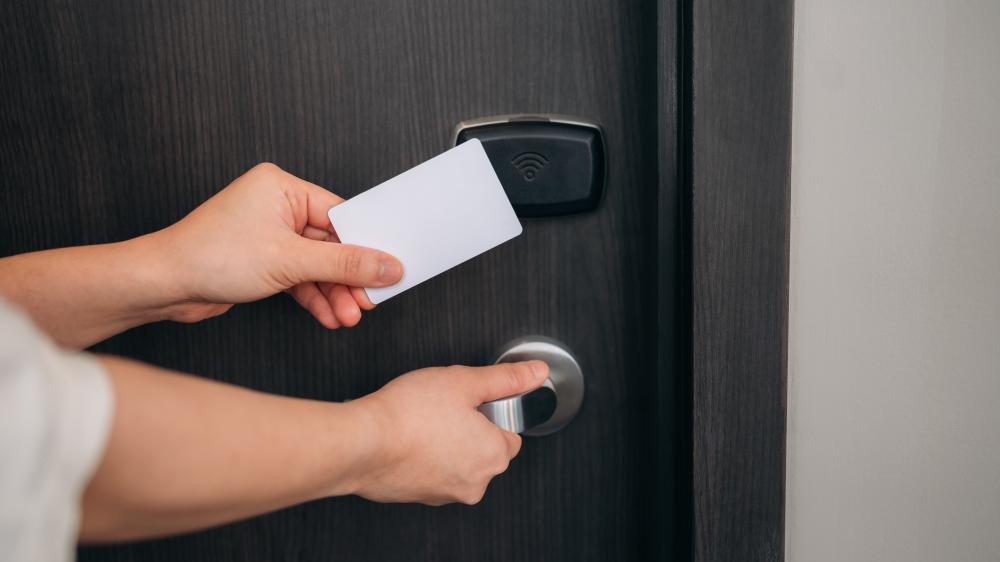 Advantages of Smart Locks for Hotels