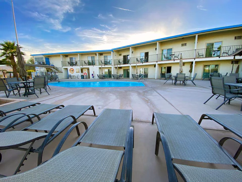 Desert Ironwoods Hotel hero