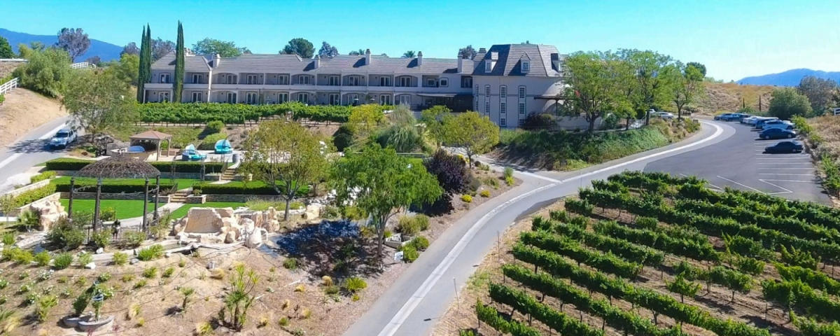 The Inn at Churon Winery hero