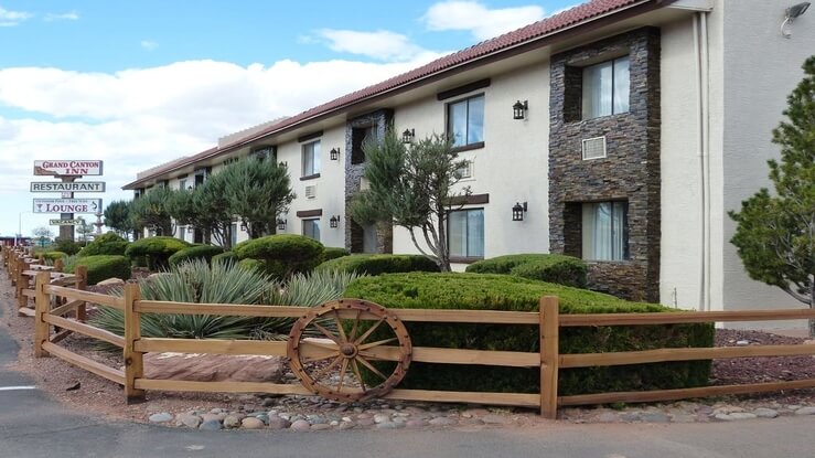Grand Canyon Inn hero