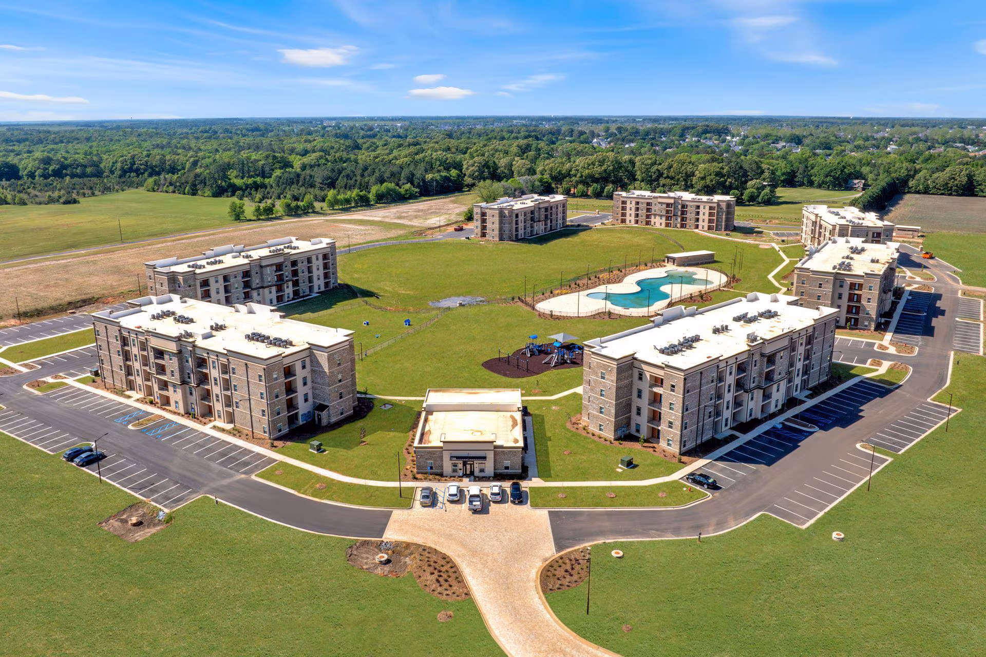 Joy Park Apartments hero