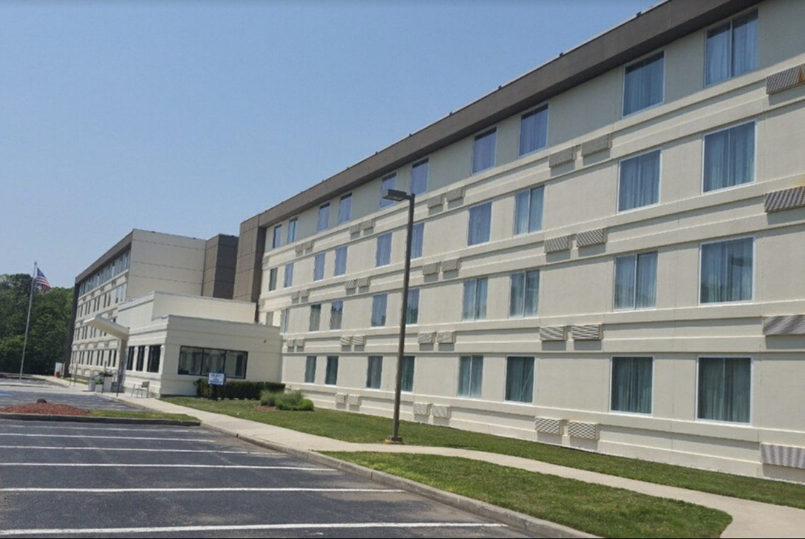 The Plaza On the Pike