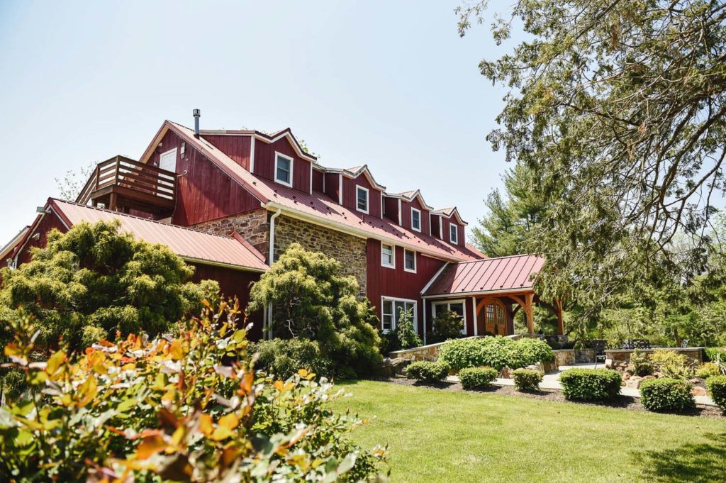 Bally Spring Inn hero