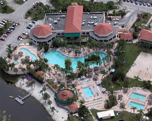 Caliente Club & Resort hero